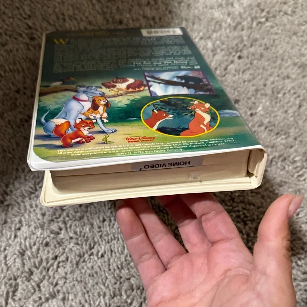 Disney's The Fox and the Hound VHS - Blue and Orange Cover